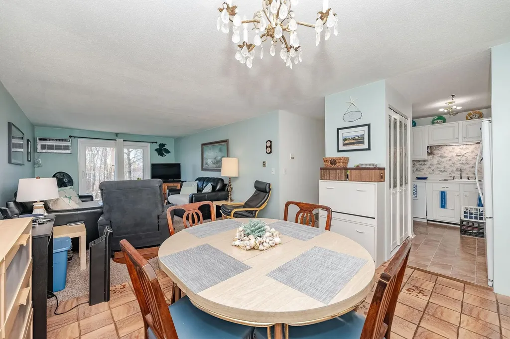 467 High Street Hampton NH 03842