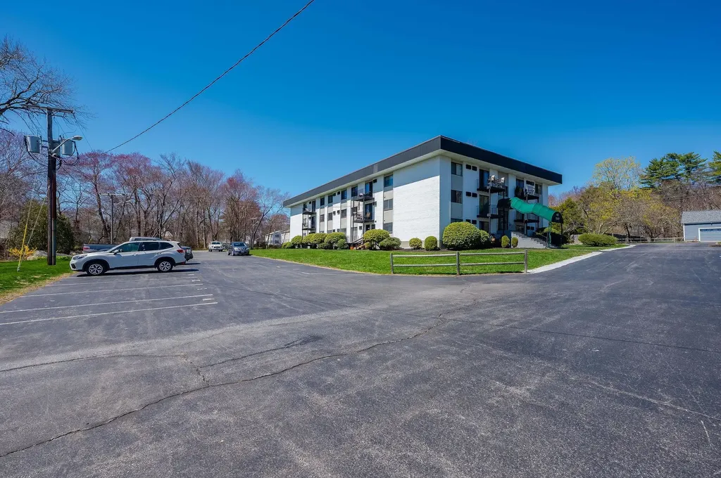 467 High Street Hampton NH 03842