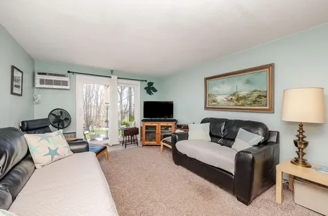 467 High Street Hampton NH 03842