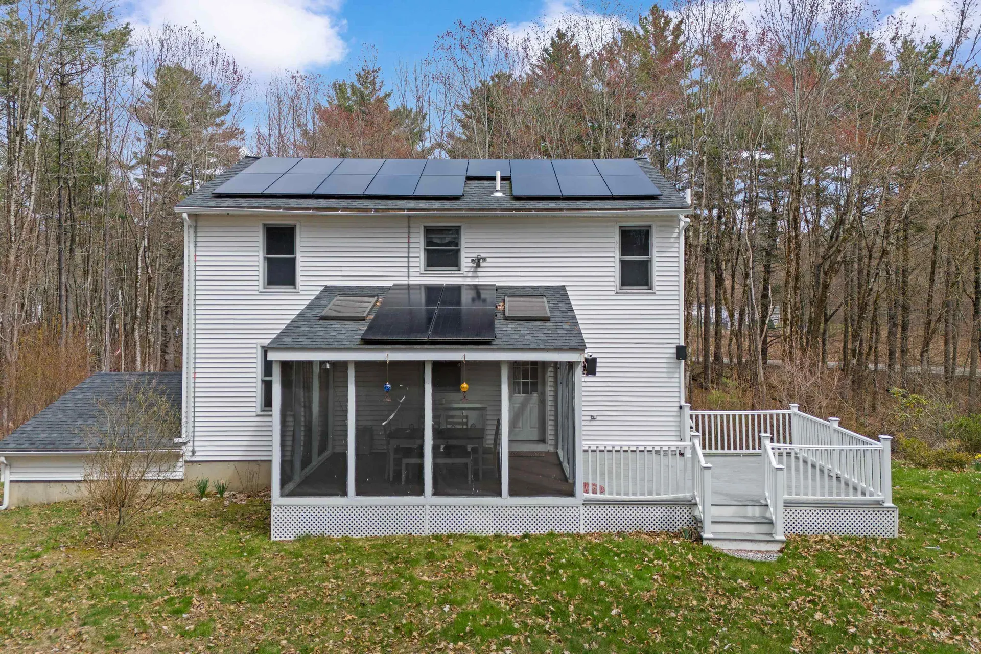 125 S Main Street Newton NH 03858