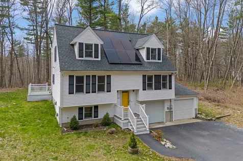 125 S Main Street Newton NH 03858