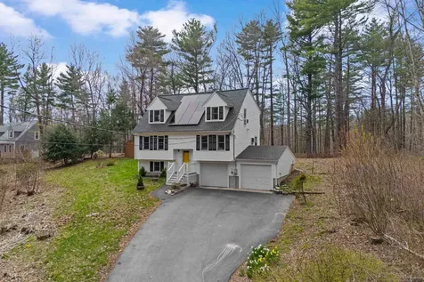 125 S Main Street Newton NH 03858