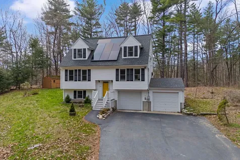 125 S Main Street Newton NH 03858