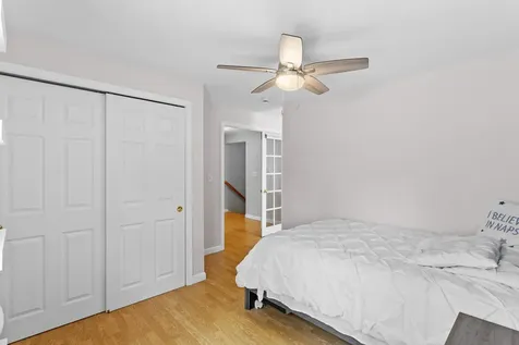 125 S Main Street Newton NH 03858