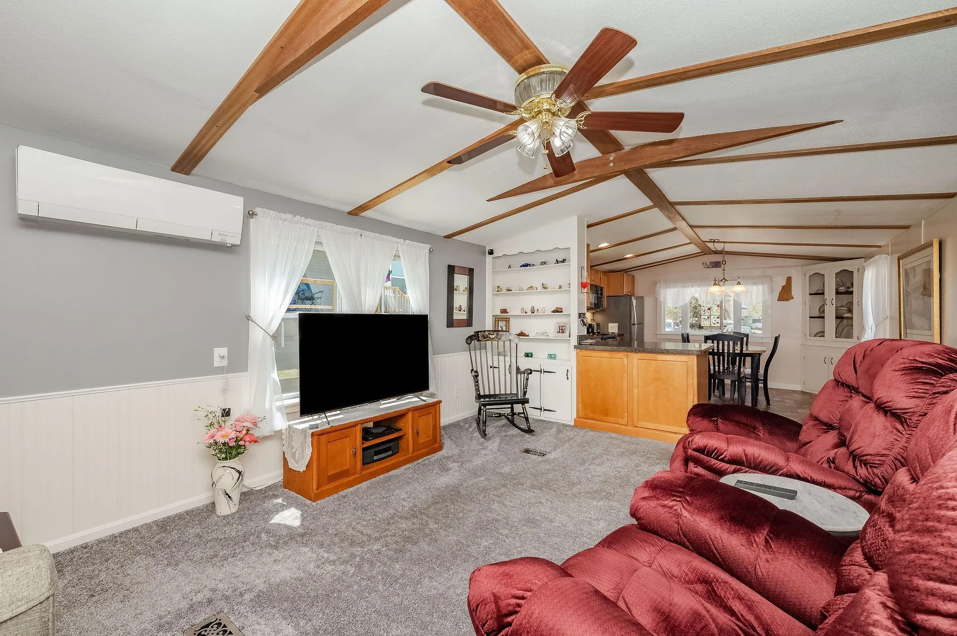 27 Ithica Lane Newmarket NH 03857