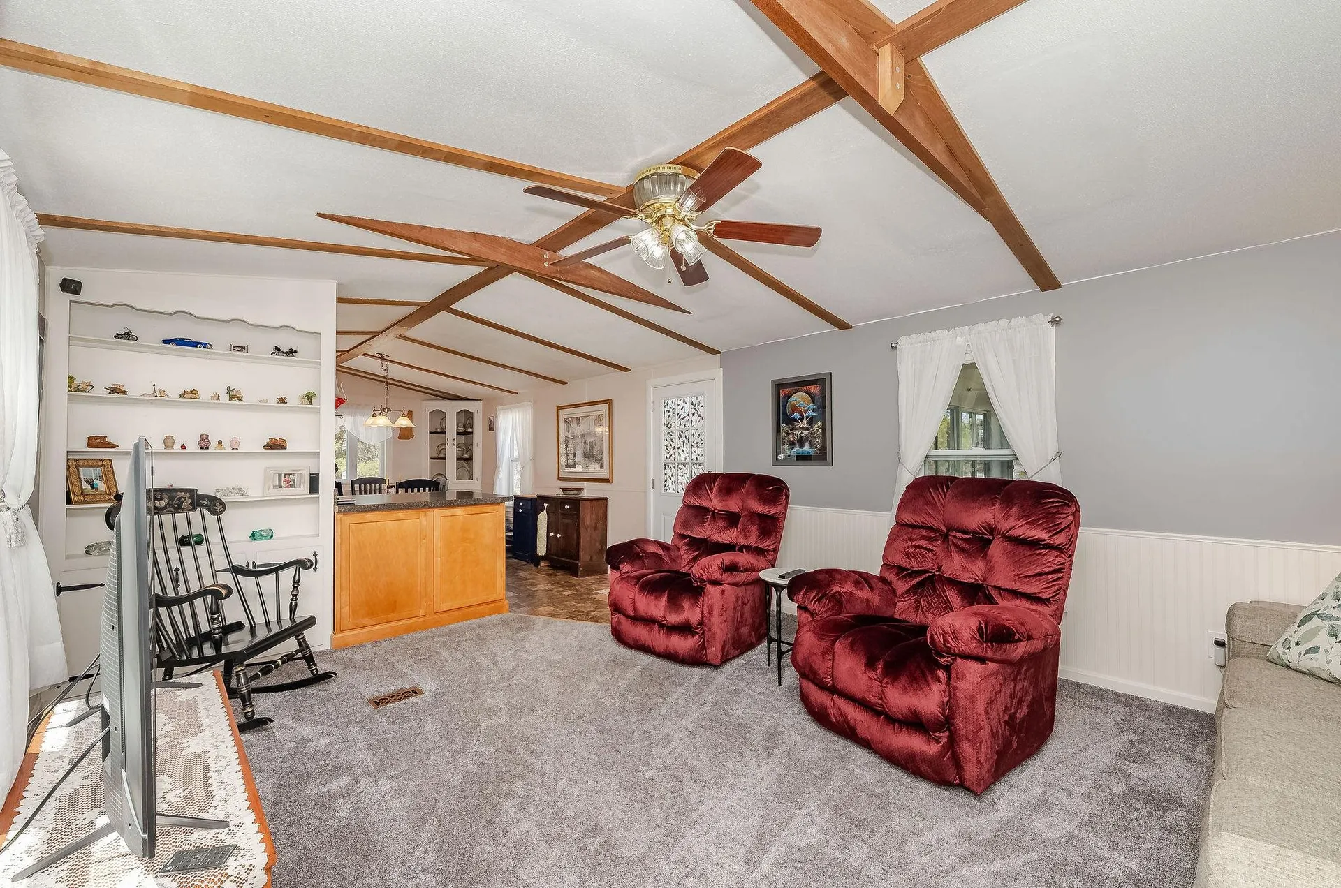 27 Ithica Lane Newmarket NH 03857
