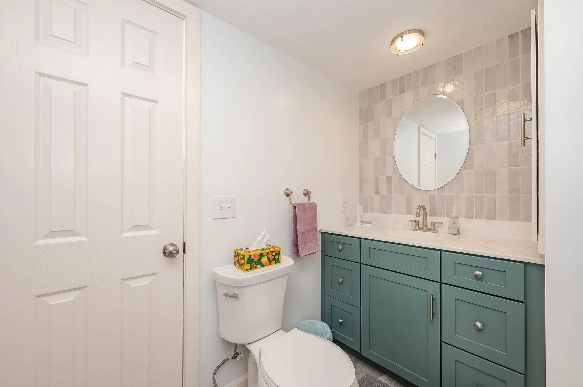 27 Ithica Lane Newmarket NH 03857