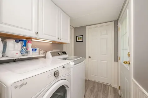 27 Ithica Lane Newmarket NH 03857
