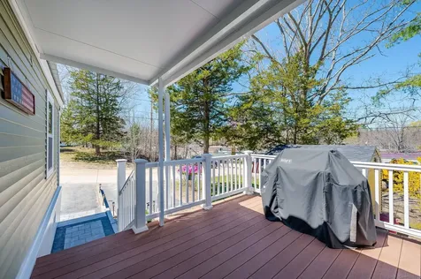 27 Ithica Lane Newmarket NH 03857