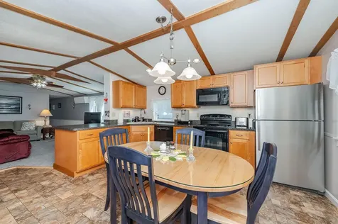 27 Ithica Lane Newmarket NH 03857