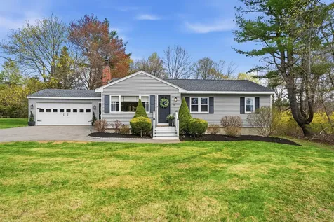 9 Scottsdale Road Atkinson NH 03811