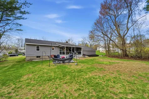 9 Scottsdale Road Atkinson NH 03811