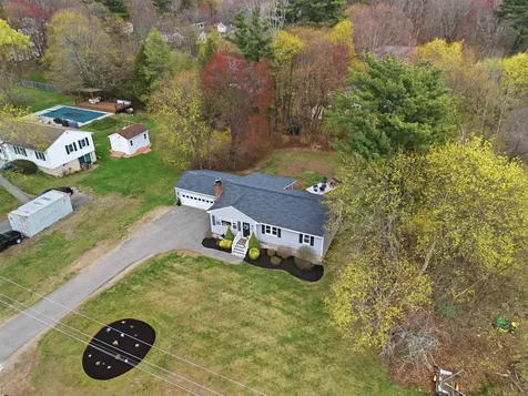 9 Scottsdale Road Atkinson NH 03811