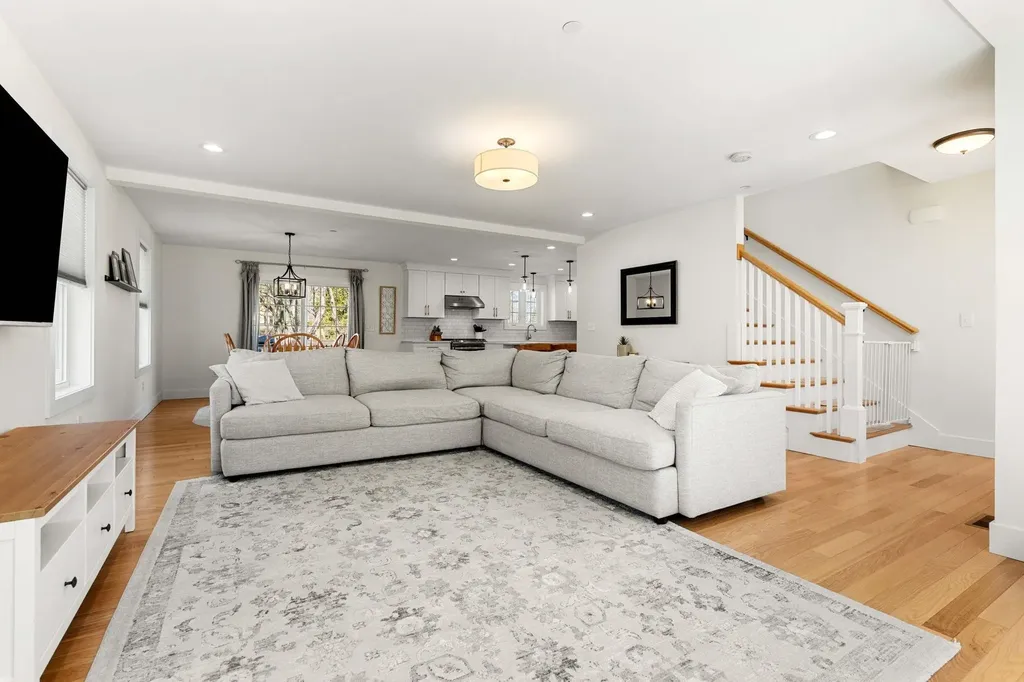4 Overlook Drive Epping NH 03042