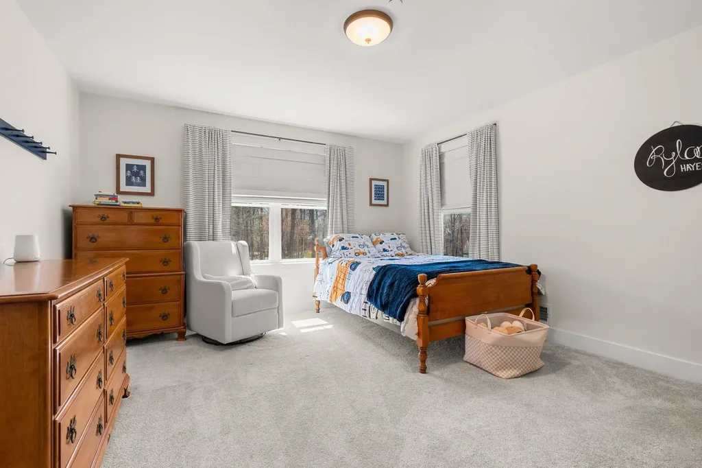 4 Overlook Drive Epping NH 03042