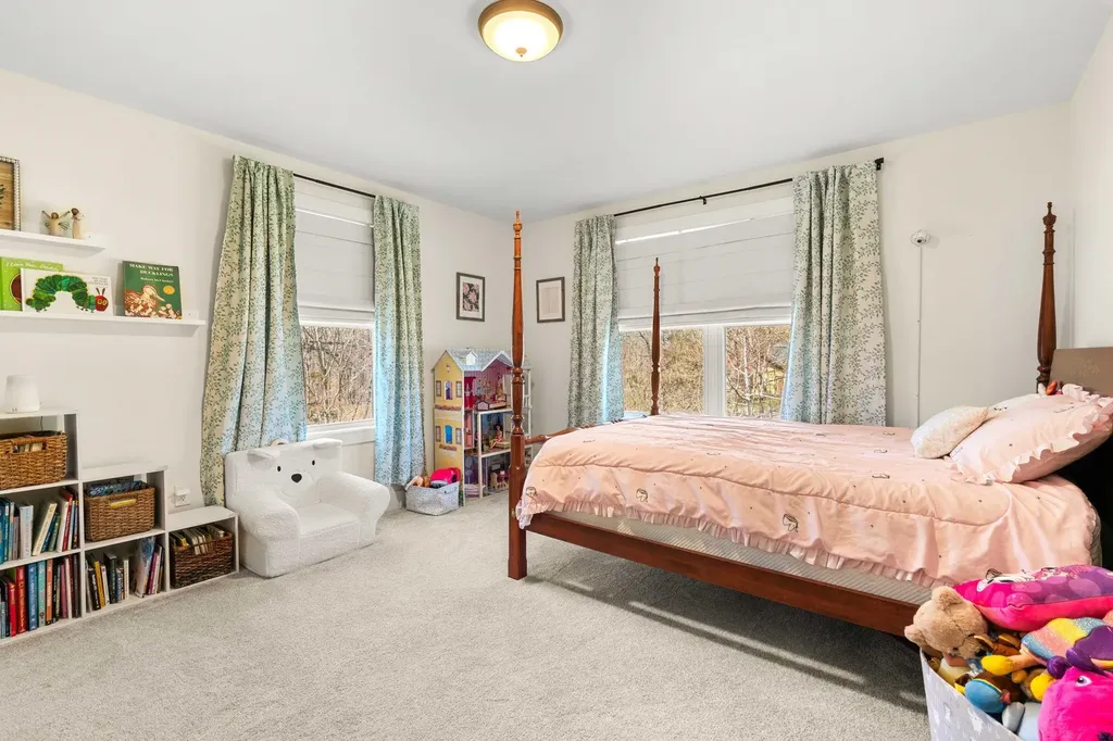 4 Overlook Drive Epping NH 03042