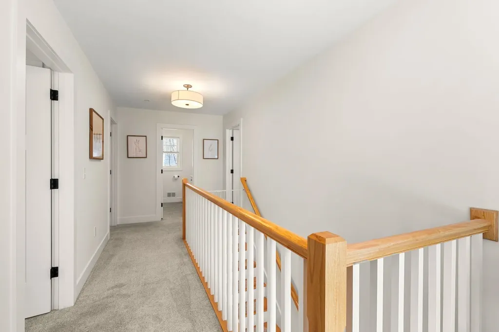 4 Overlook Drive Epping NH 03042