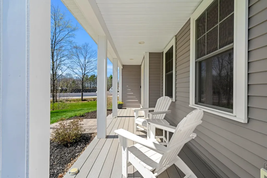 4 Overlook Drive Epping NH 03042