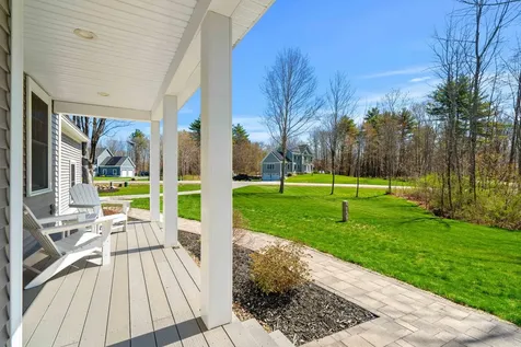 4 Overlook Drive Epping NH 03042