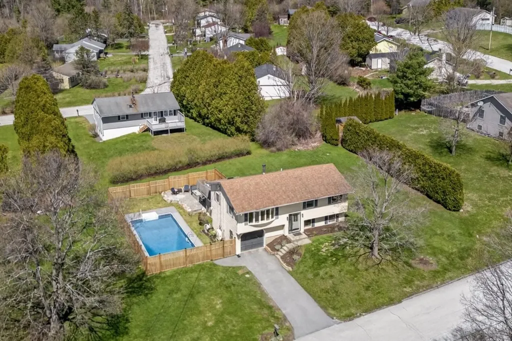 3 Irving Heights Rutland City VT 05701