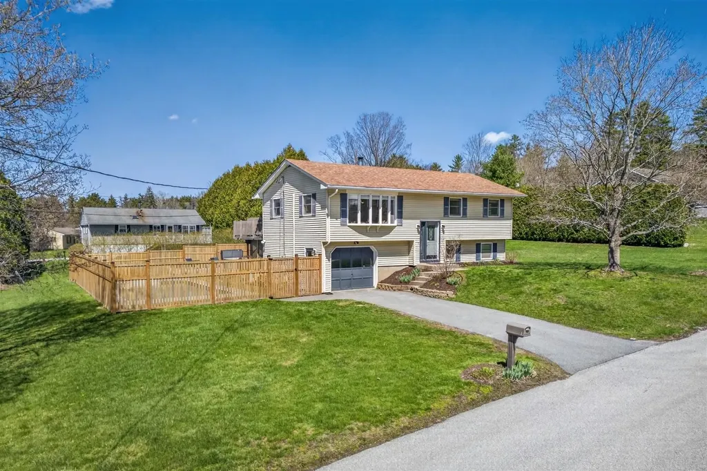 3 Irving Heights Rutland City VT 05701