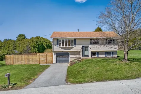 3 Irving Heights Rutland City VT 05701