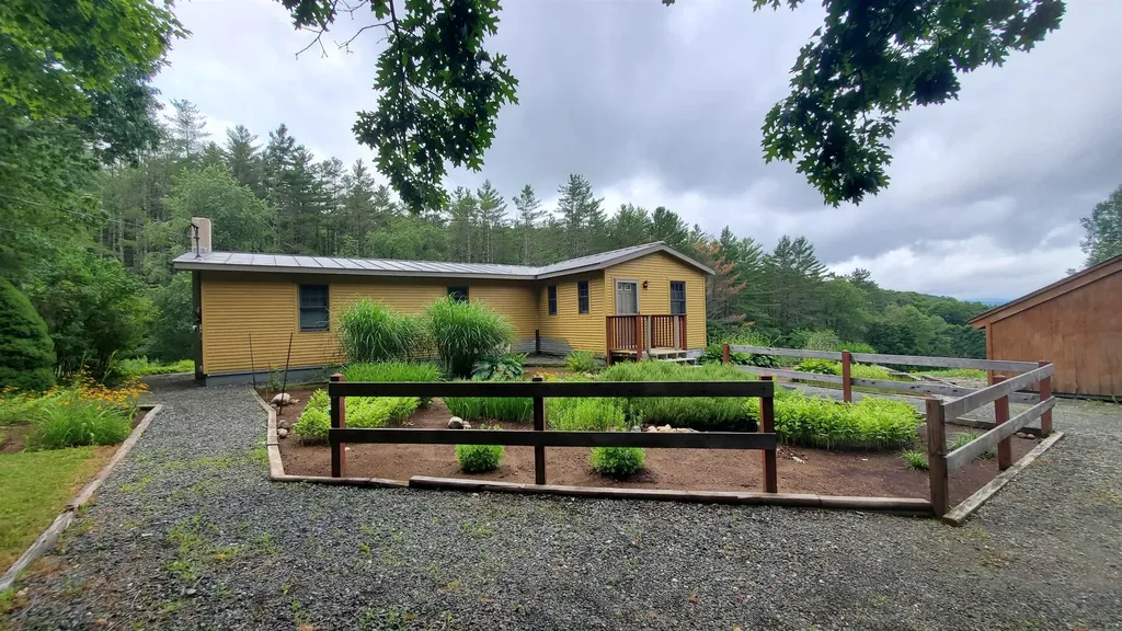 112 Chapel Hill Road Norwich VT 05055