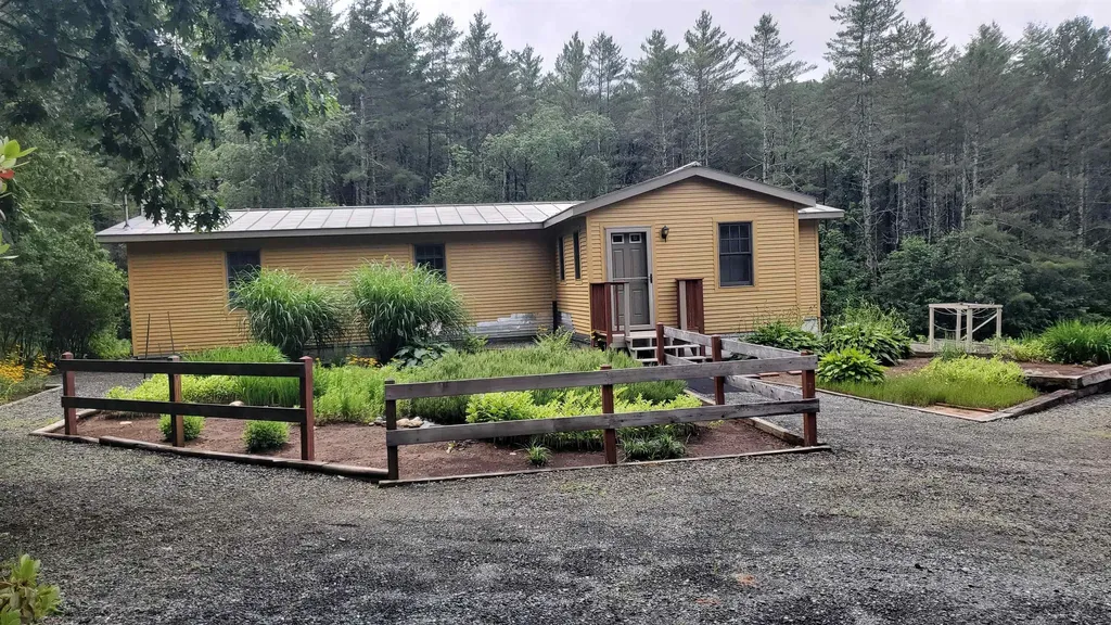 112 Chapel Hill Road Norwich VT 05055