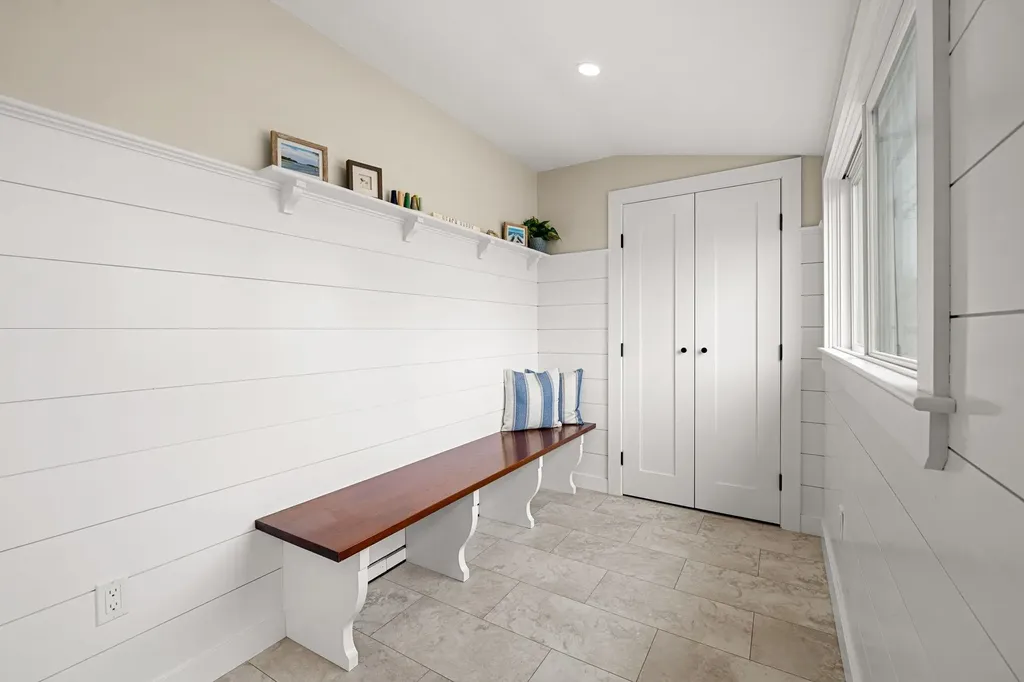 543 Winnacunnet Road Hampton NH 03842