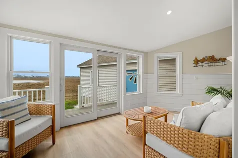 543 Winnacunnet Road Hampton NH 03842