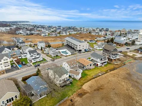 543 Winnacunnet Road Hampton NH 03842