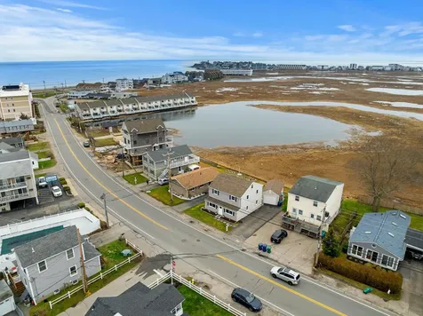 543 Winnacunnet Road Hampton NH 03842