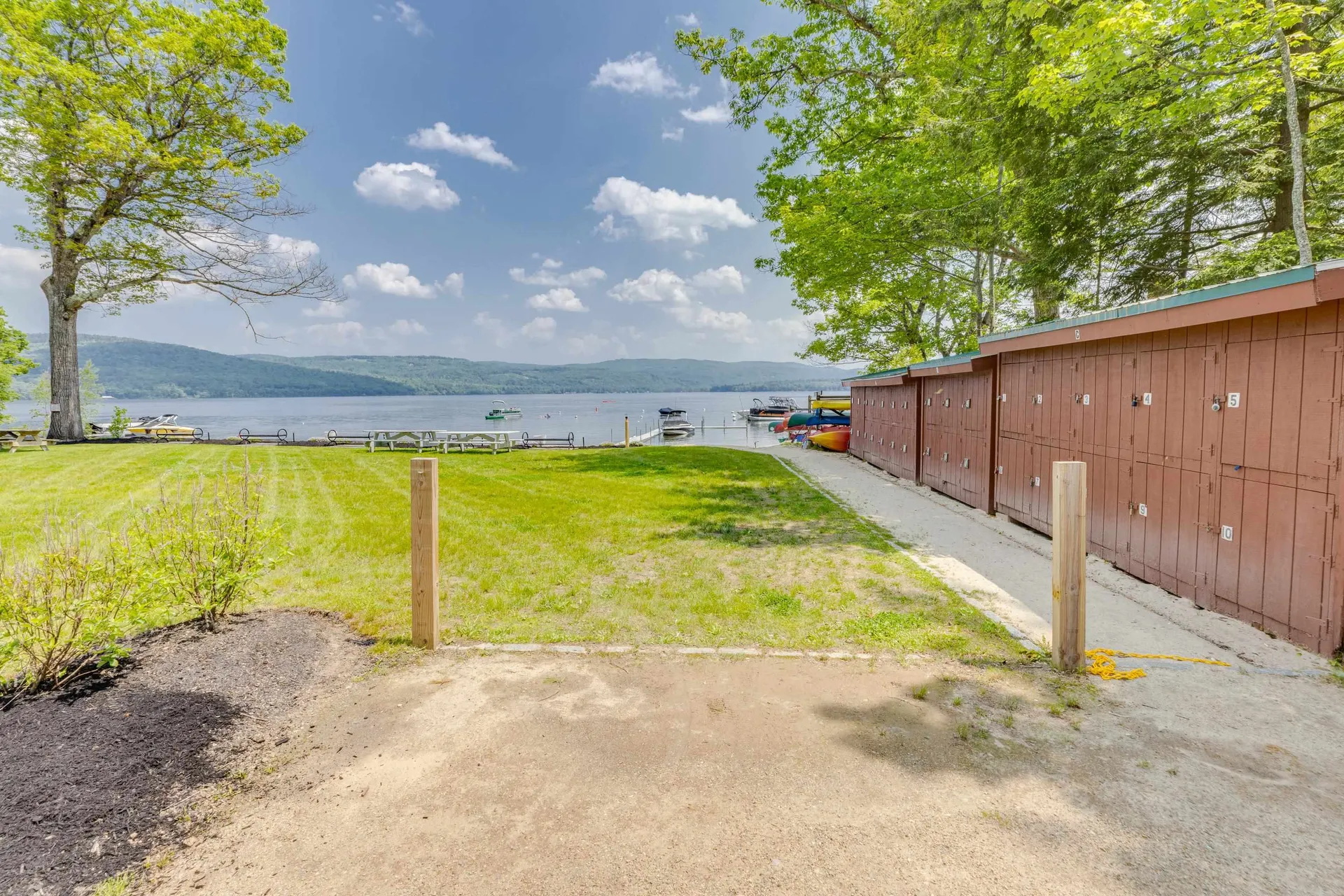 43 Beachwood Road Hebron NH 03241