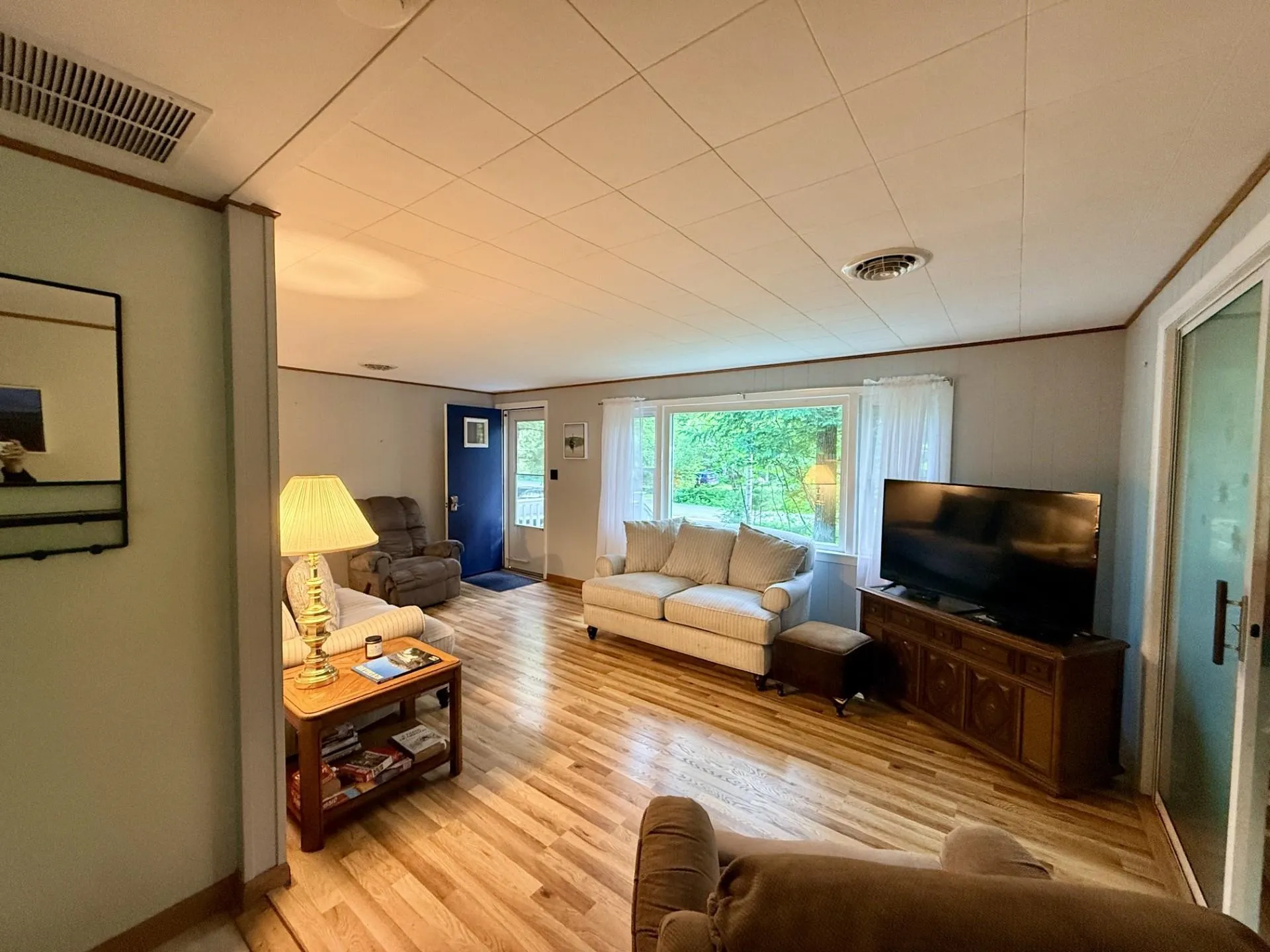 43 Beachwood Road Hebron NH 03241