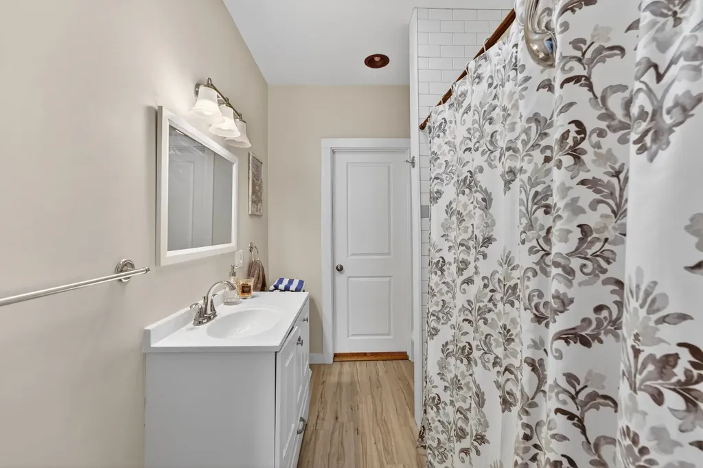 14 Myrtle Street Whitefield NH 03598