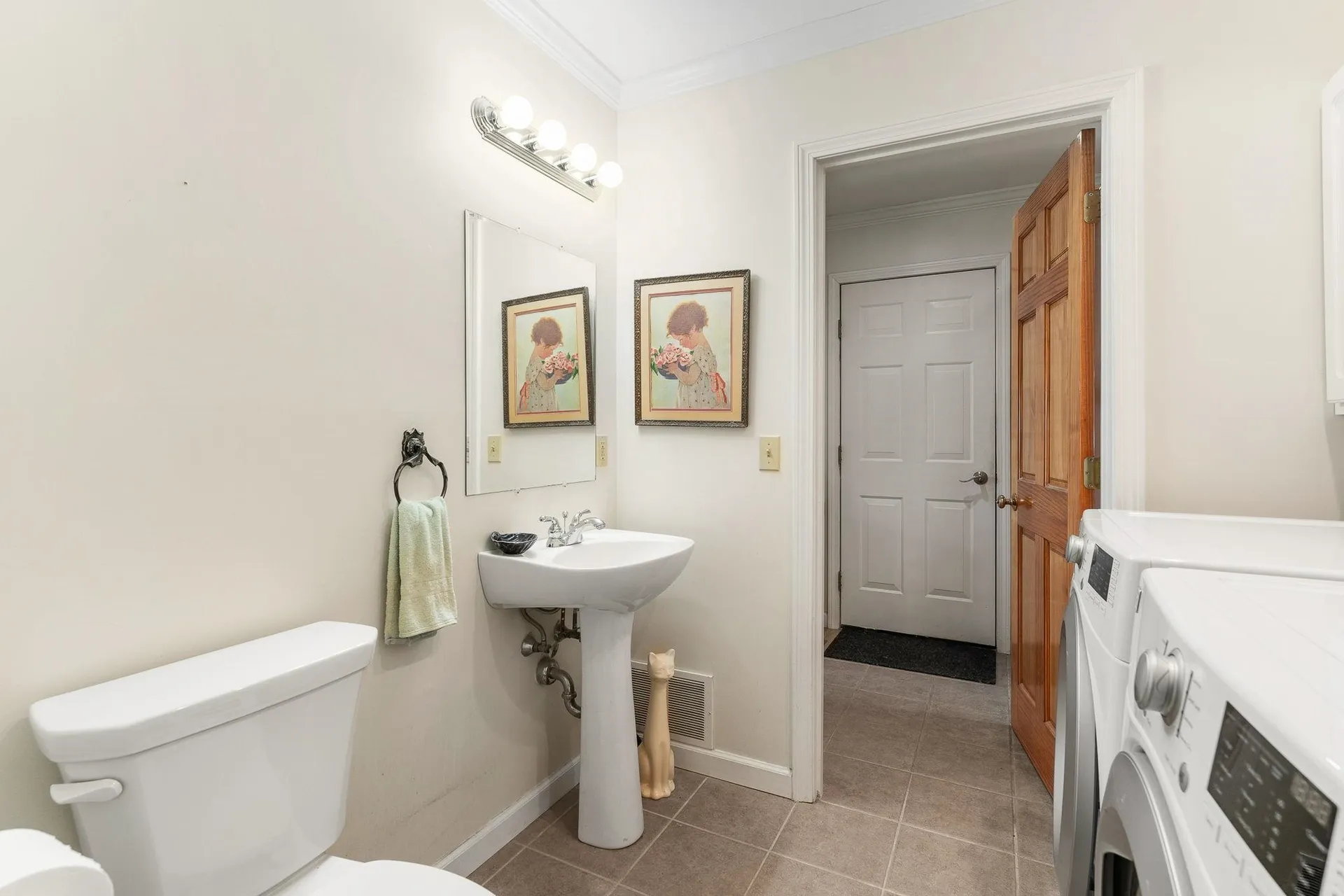 99 James Avenue Burlington VT 05408