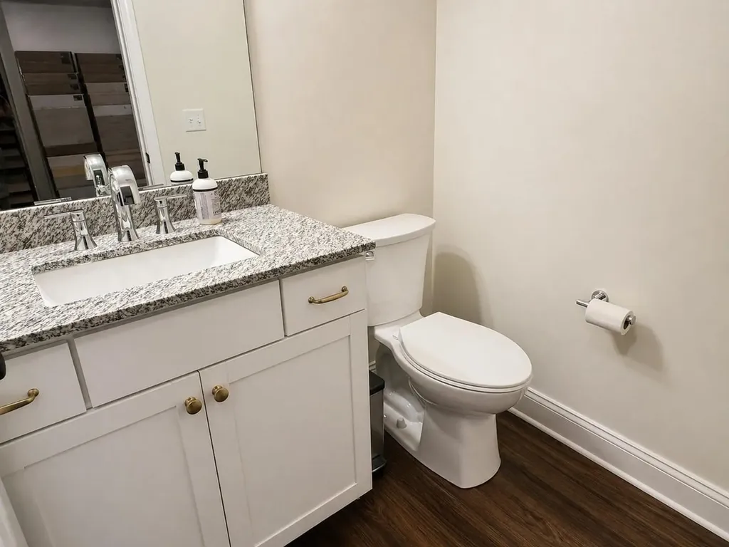 27 Leo Lane South Burlington VT 05403