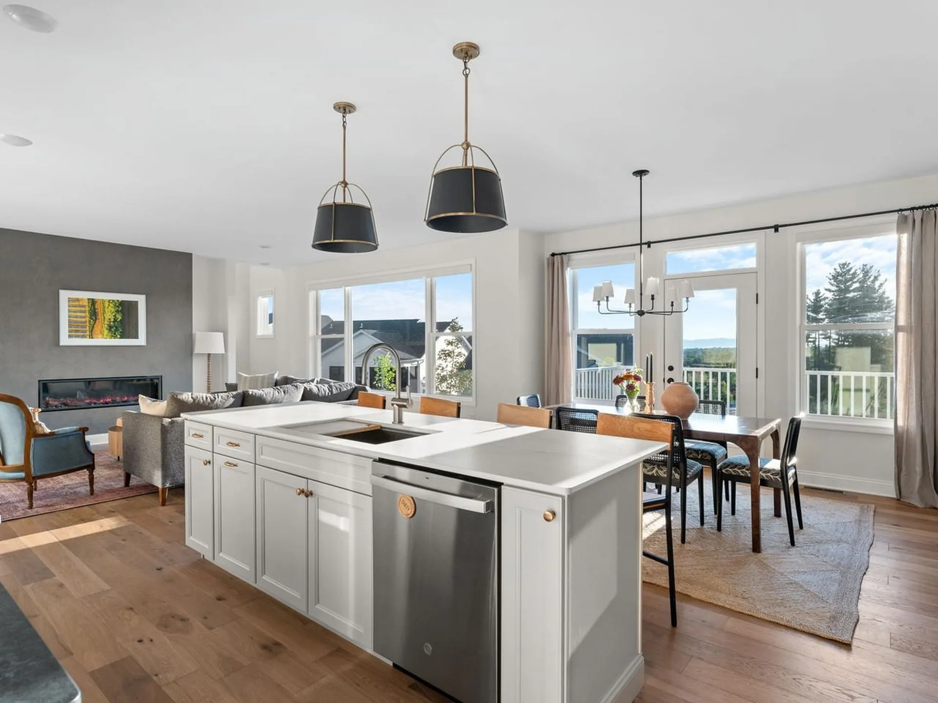 27 Leo Lane South Burlington VT 05403