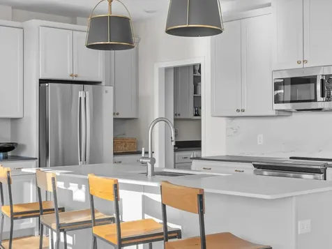 27 Leo Lane South Burlington VT 05403