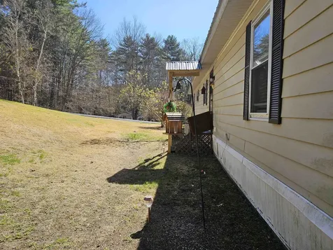 66 Brandon Place Claremont NH 03743