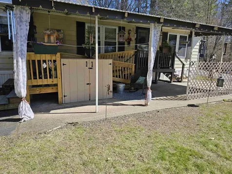 66 Brandon Place Claremont NH 03743