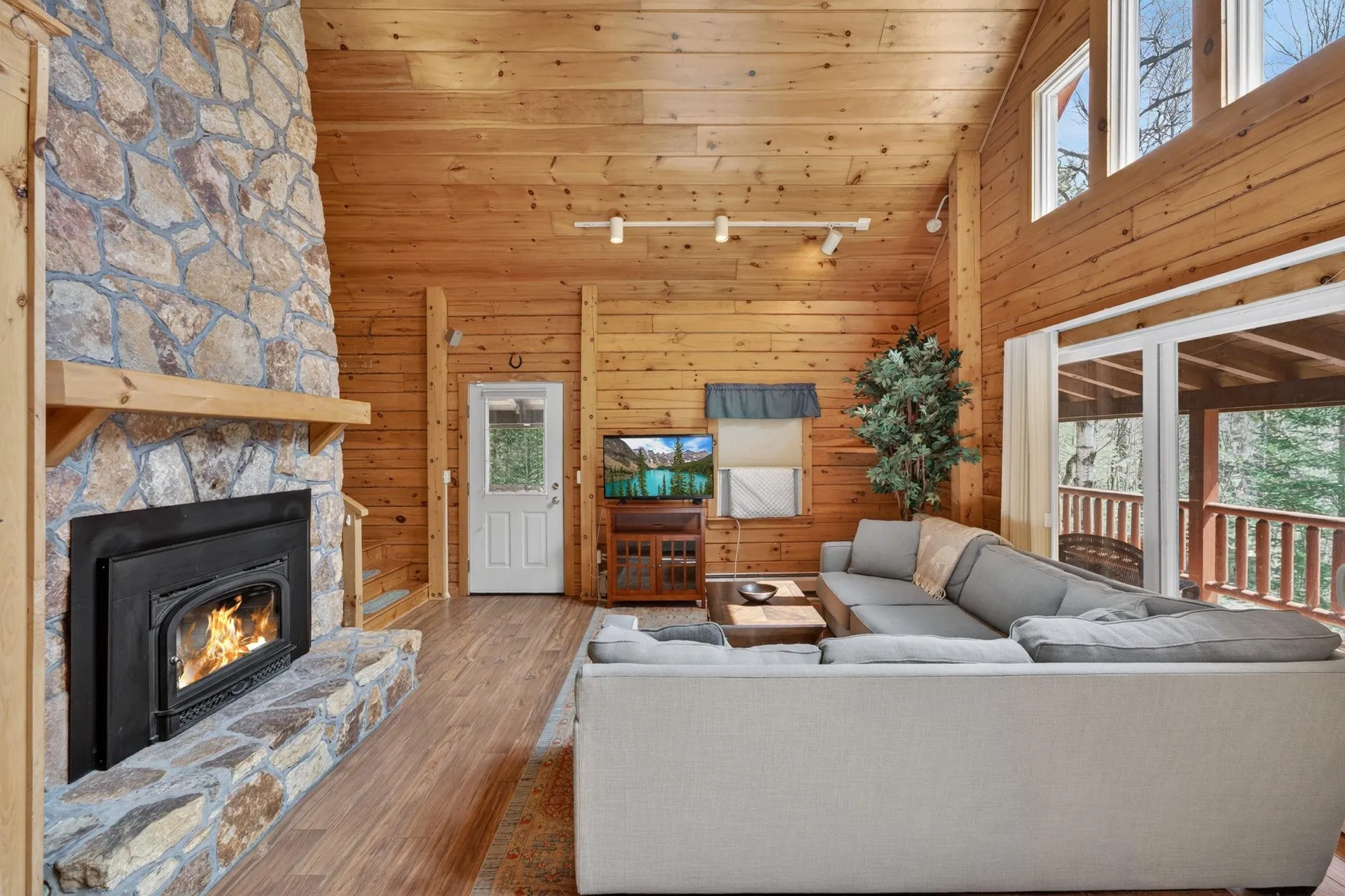 128 Twin View Drive Carroll NH 03598