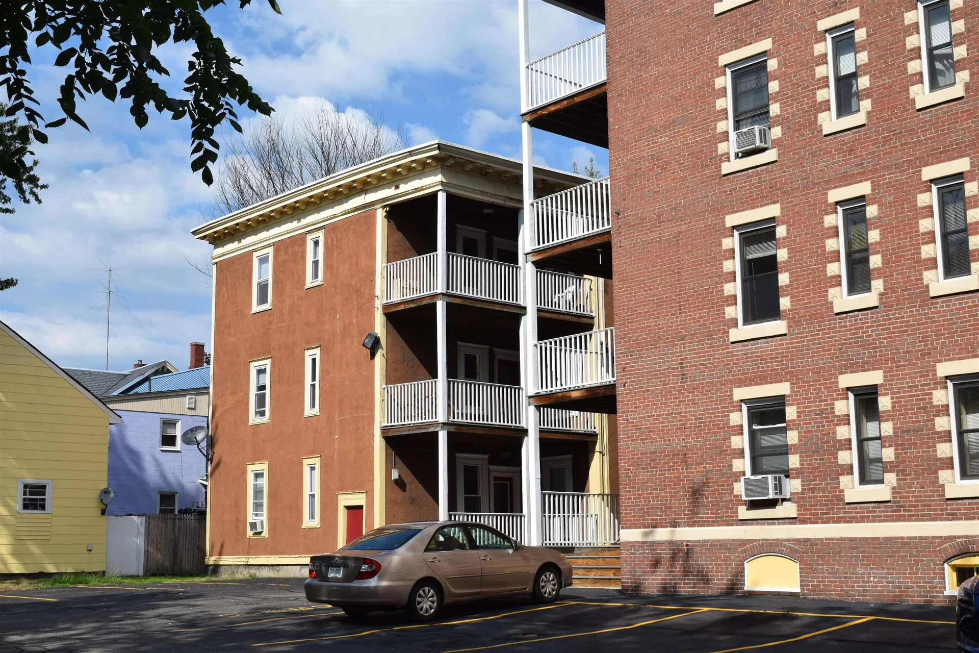 610 Union Street Manchester NH 03102