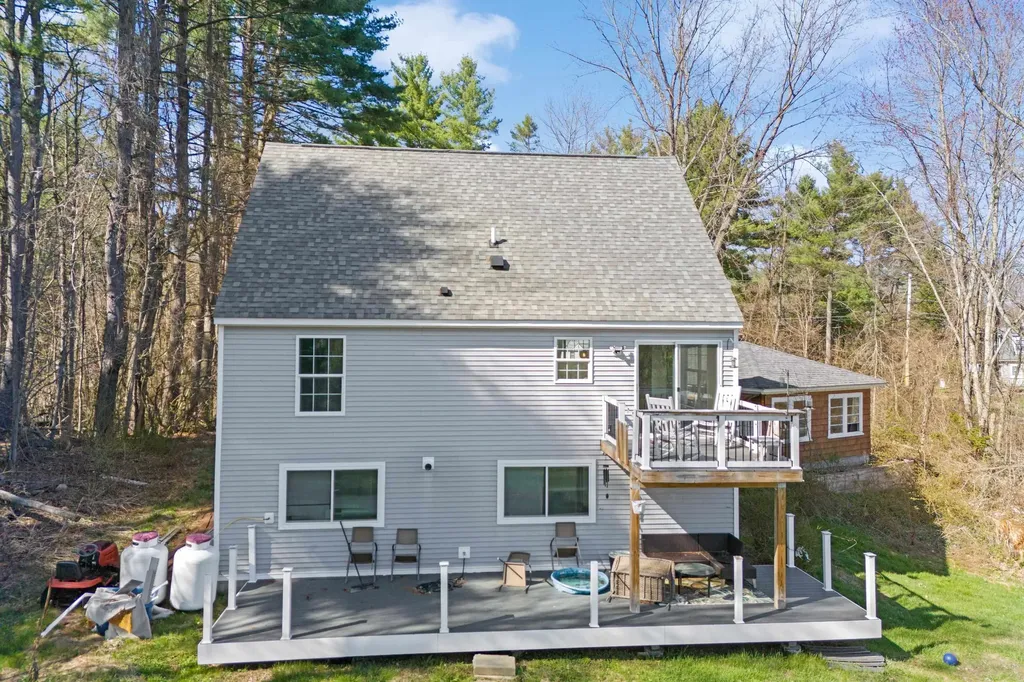 7 Pheasant Run Pembroke NH 03275