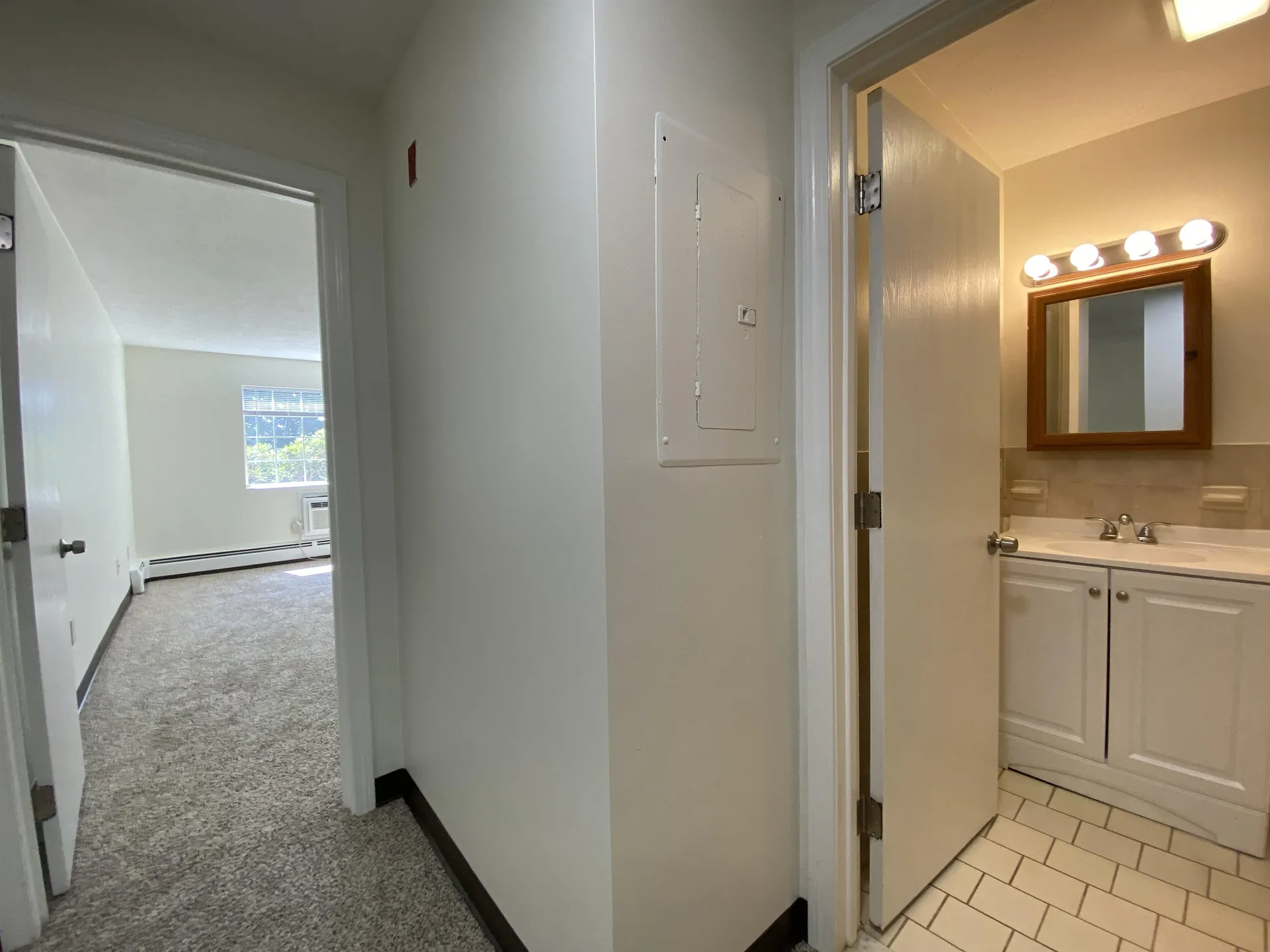 379 Huse Road Manchester NH 03103