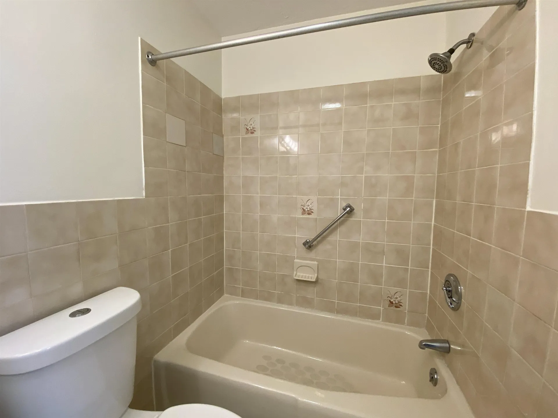 379 Huse Road Manchester NH 03103
