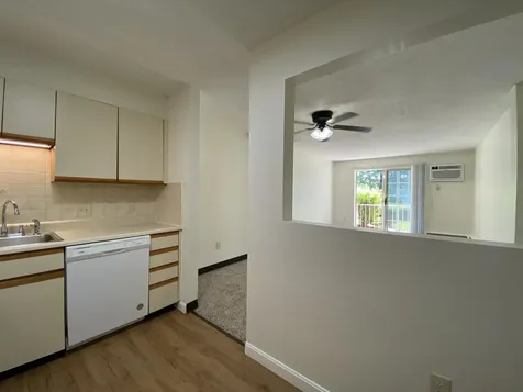379 Huse Road Manchester NH 03103