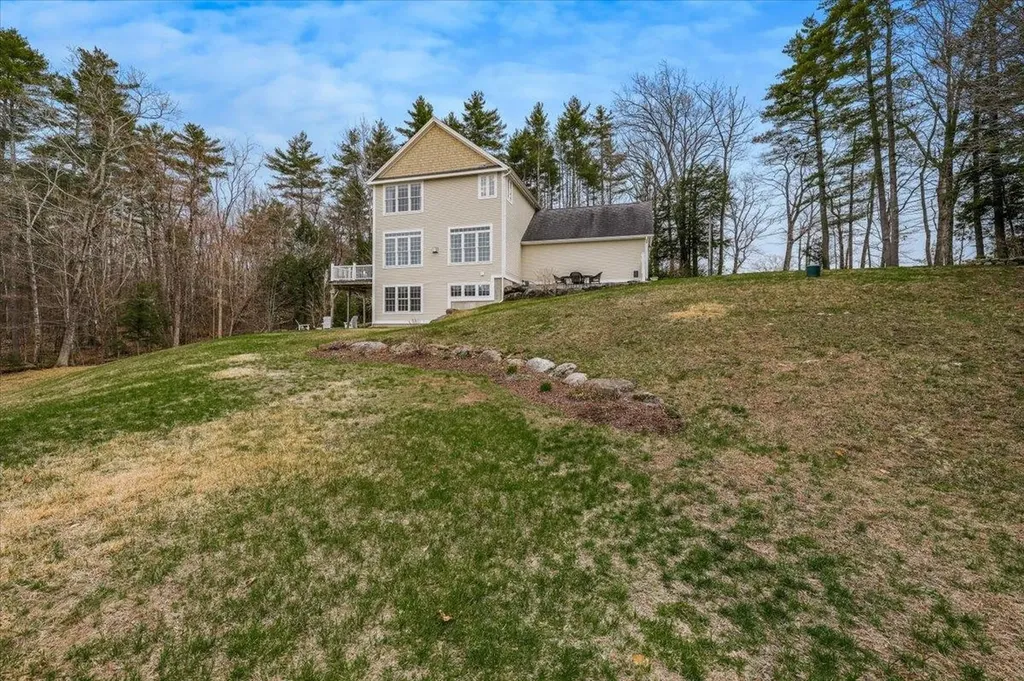 66 Colleague Pond Road Henniker NH 03242