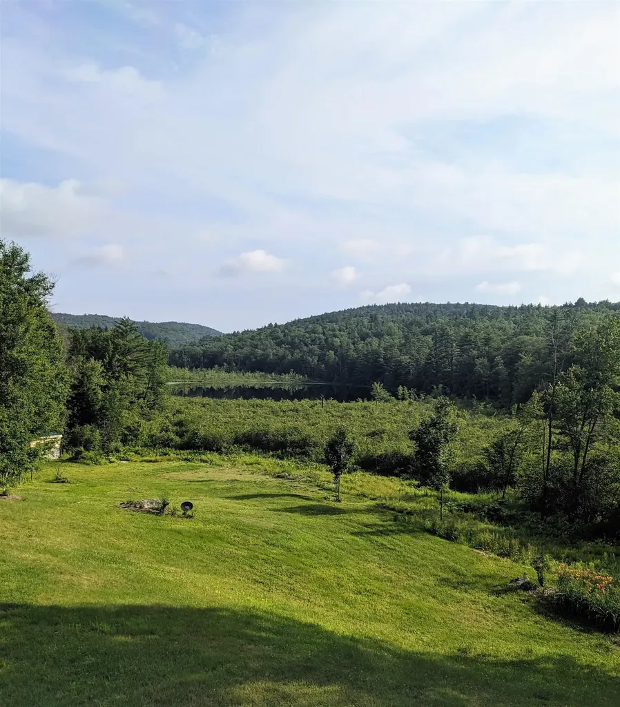 66 Colleague Pond Road Henniker NH 03242