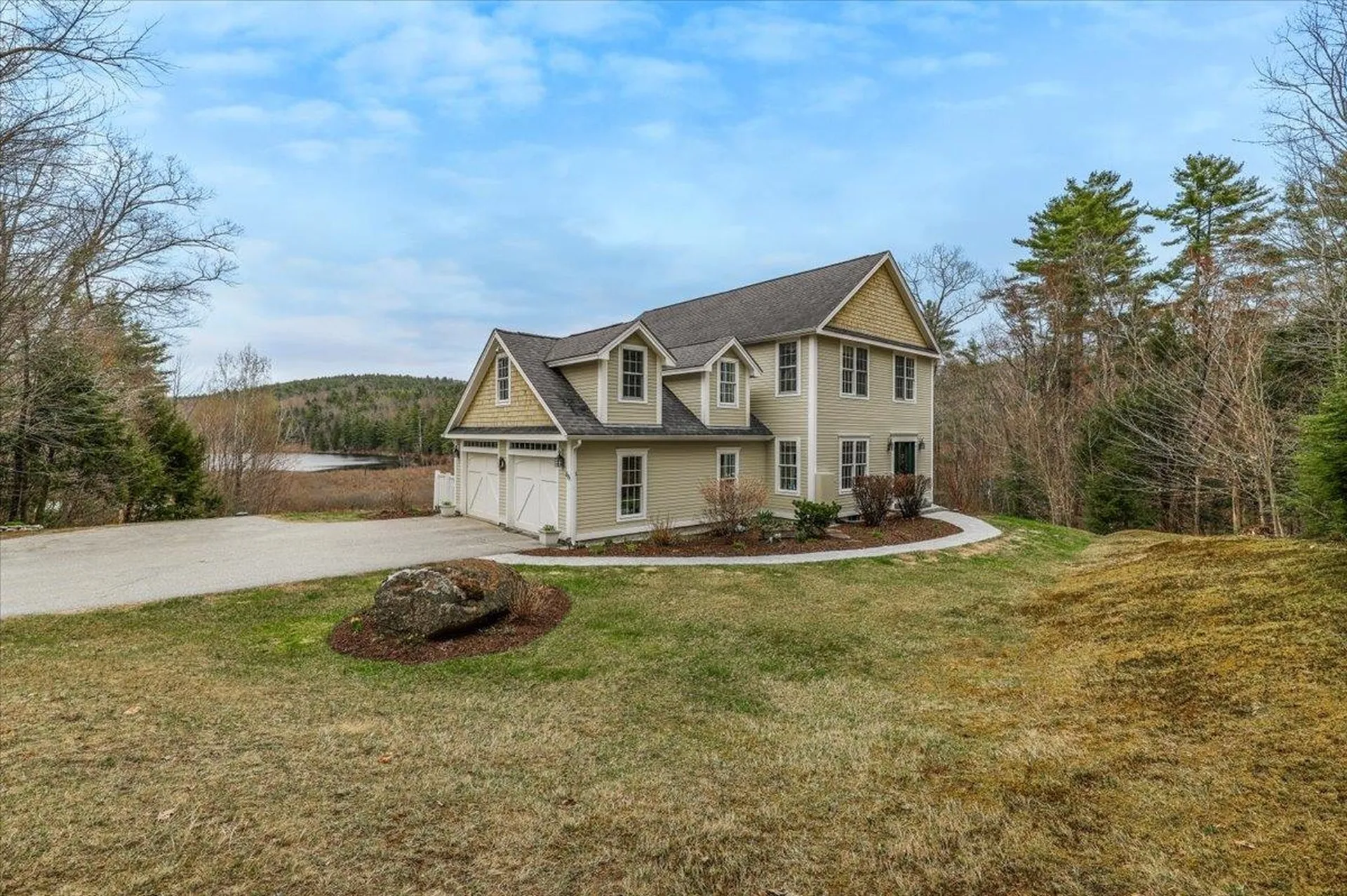 66 Colleague Pond Road Henniker NH 03242